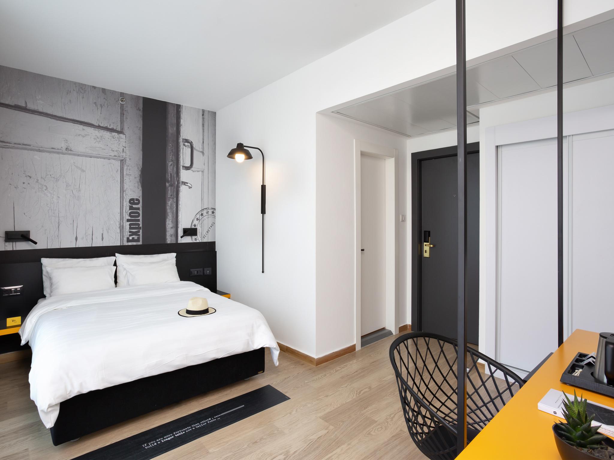 By14 Tlv Hotel Tel Aviv Eksteriør billede